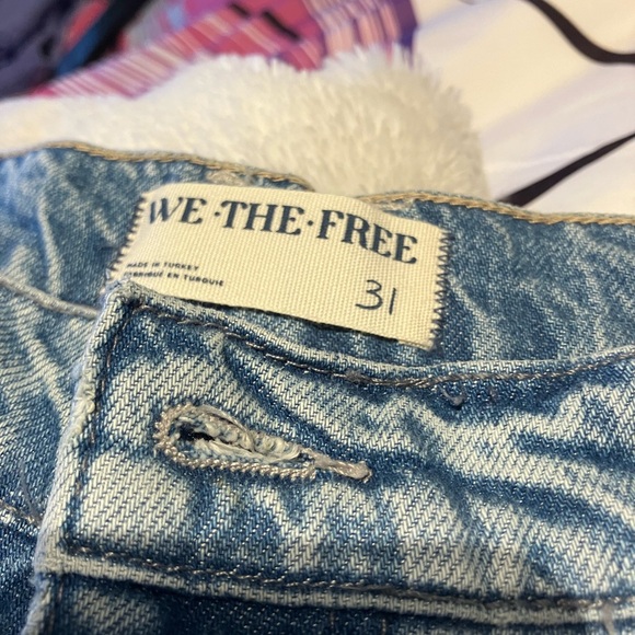 Good Luck Distressed Barrel Jeans - Picture 3 of 9